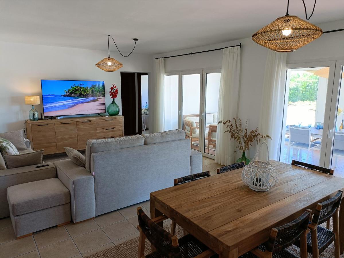 Villa Vega Relax En El Paraiso 埃斯·梅卡达尔 外观 照片