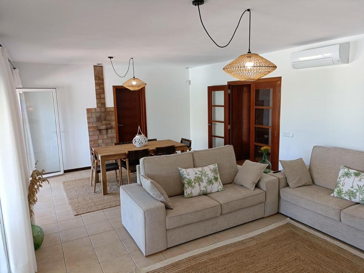 Villa Vega Relax En El Paraiso 埃斯·梅卡达尔 外观 照片