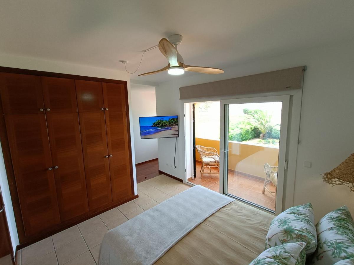 Villa Vega Relax En El Paraiso 埃斯·梅卡达尔 外观 照片