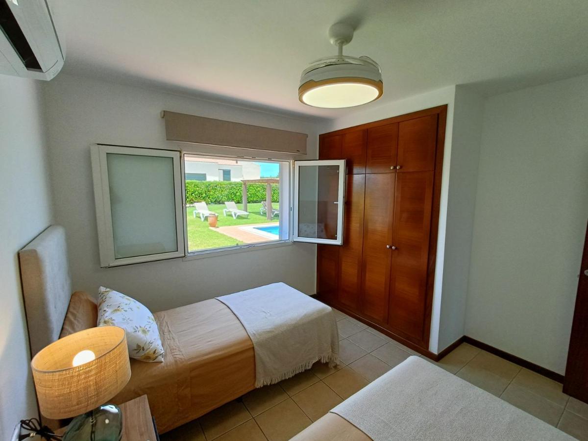 Villa Vega Relax En El Paraiso 埃斯·梅卡达尔 外观 照片