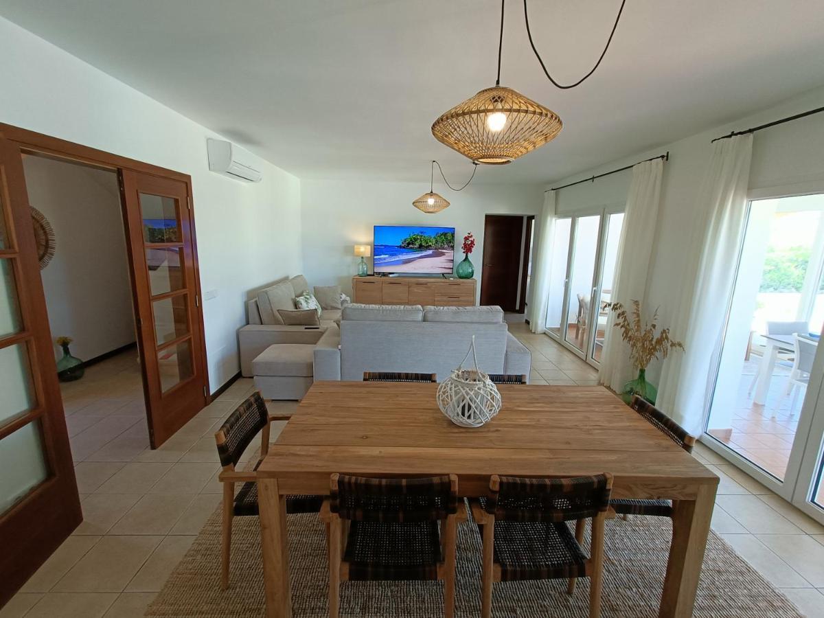 Villa Vega Relax En El Paraiso 埃斯·梅卡达尔 外观 照片