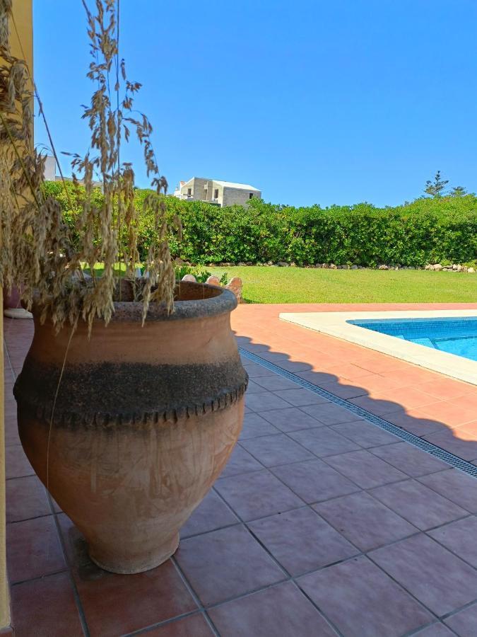 Villa Vega Relax En El Paraiso 埃斯·梅卡达尔 外观 照片