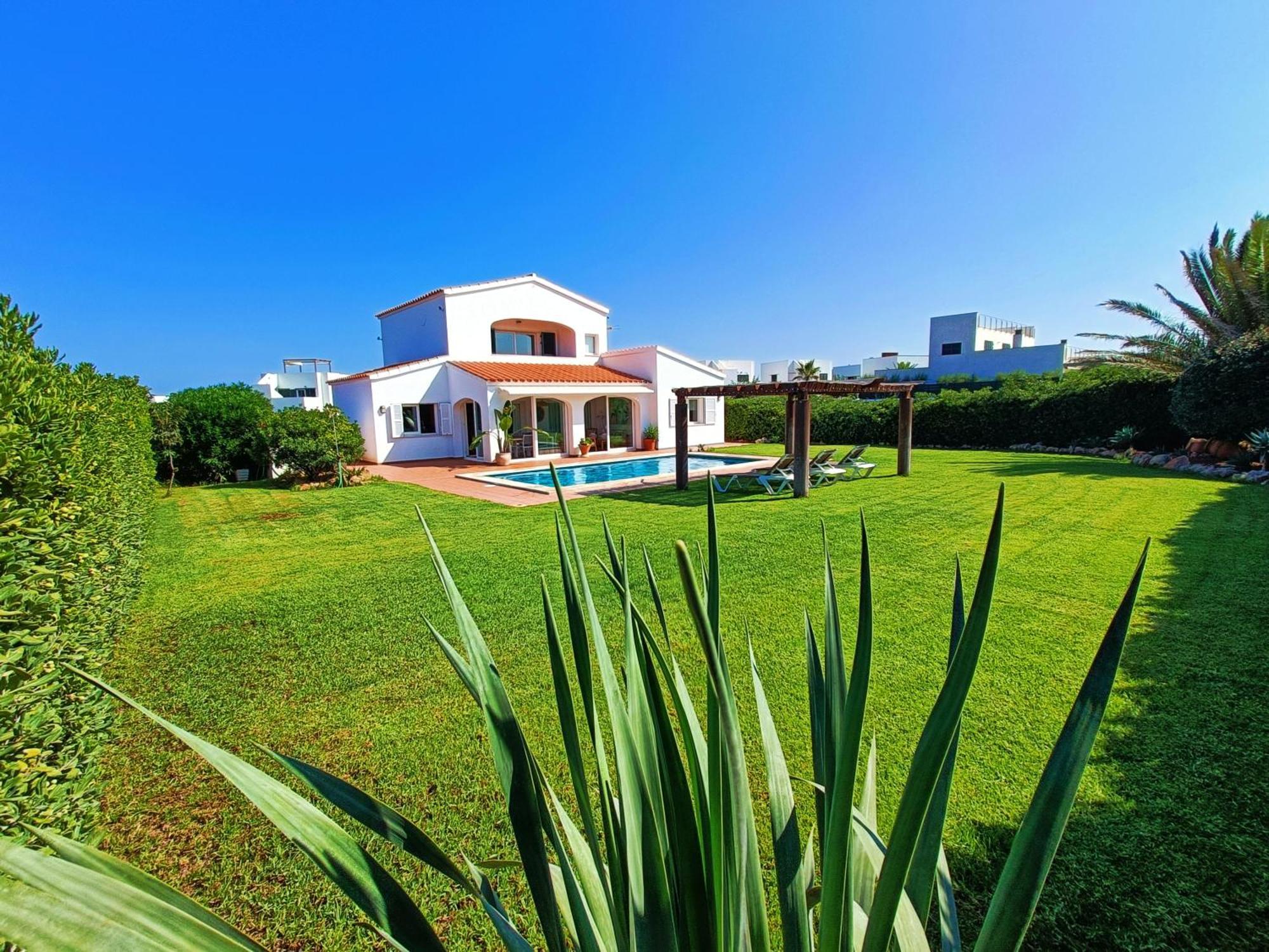 Villa Vega Relax En El Paraiso 埃斯·梅卡达尔 外观 照片