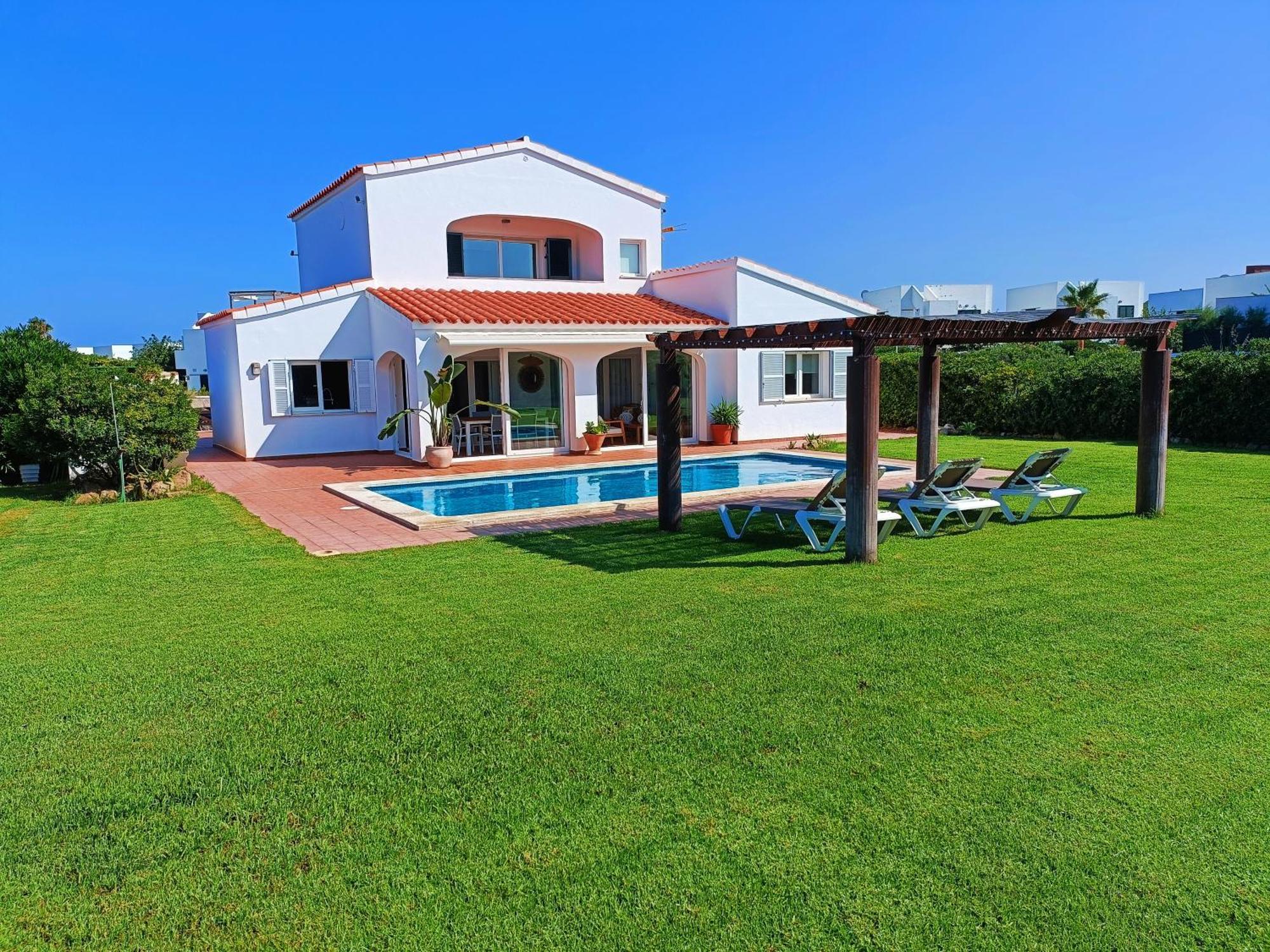 Villa Vega Relax En El Paraiso 埃斯·梅卡达尔 外观 照片
